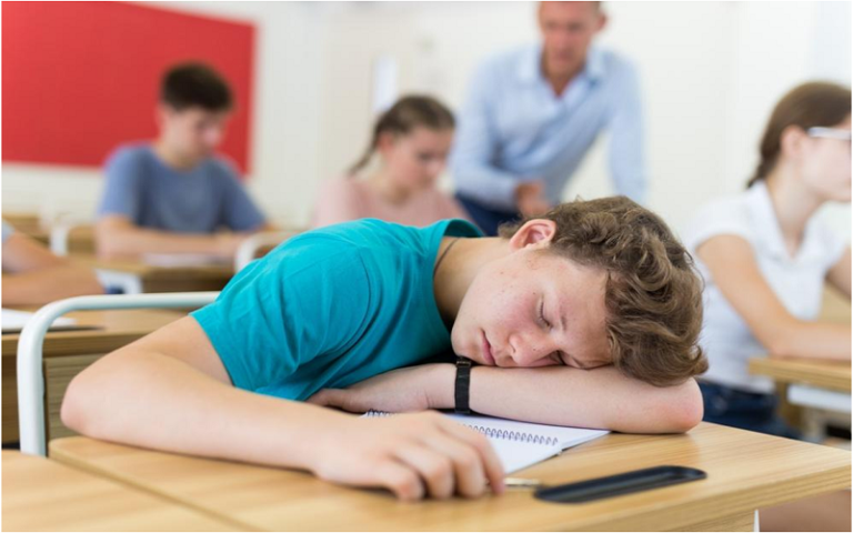 How Much Sleep Do Teenagers Need?